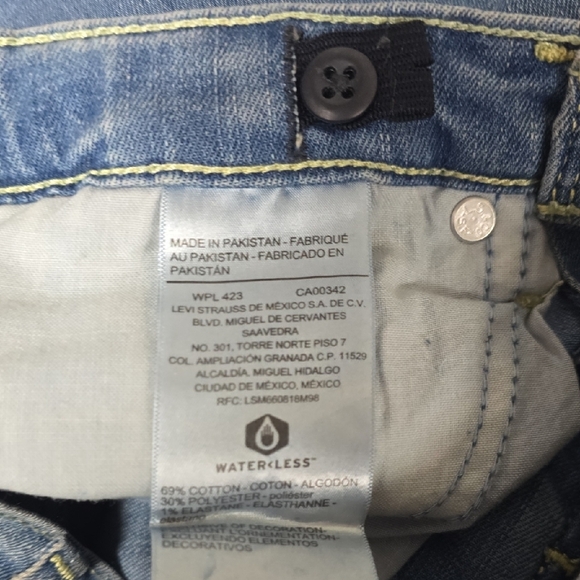 Girls' Super Skinny High-Rise Jeans | DENIZEN® from Levi's | 12 - Picture 11 of 13